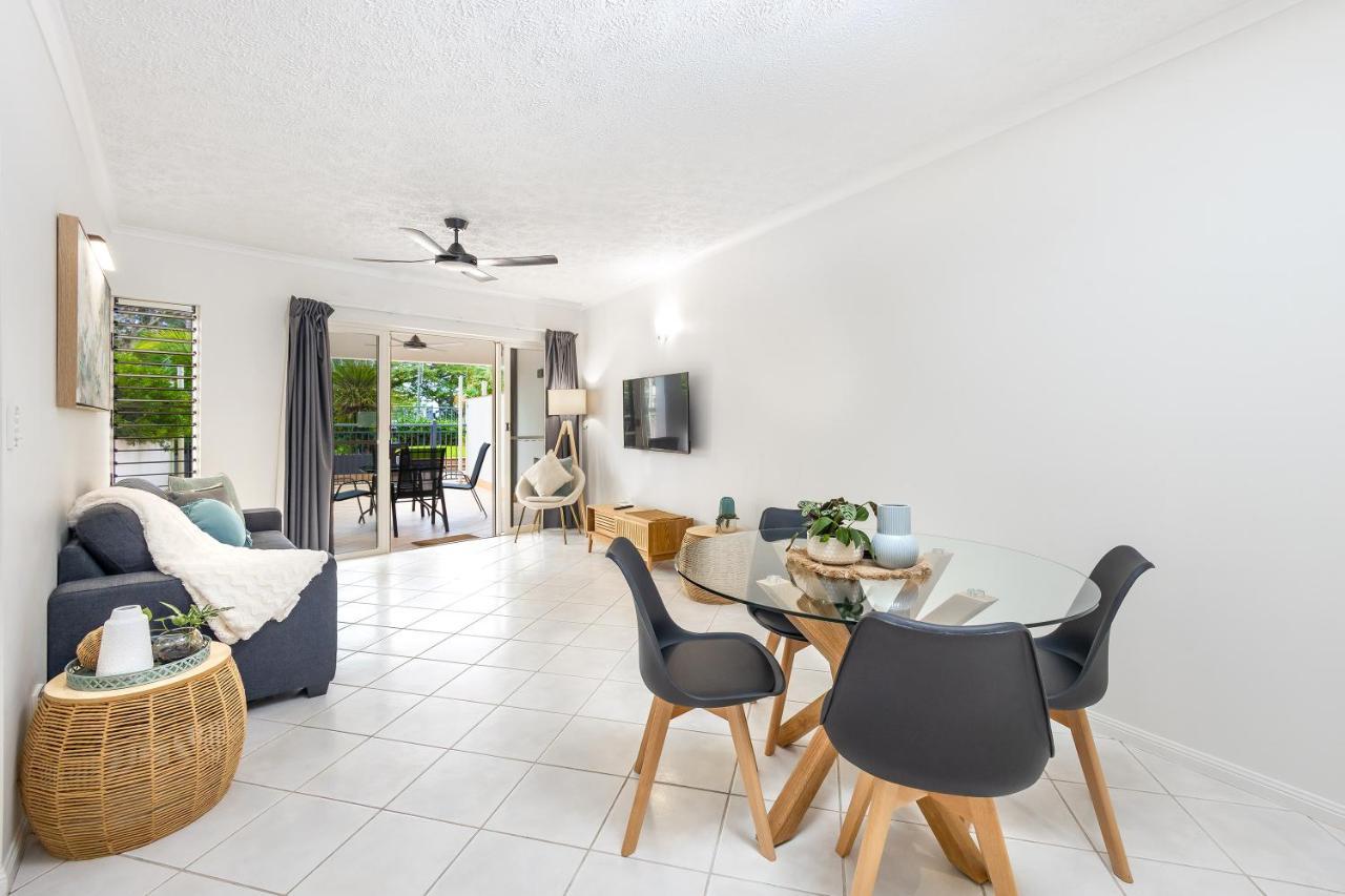 Cairns Esplanade 2Br Waterfront Apartment Sleeps 6 Exterior photo