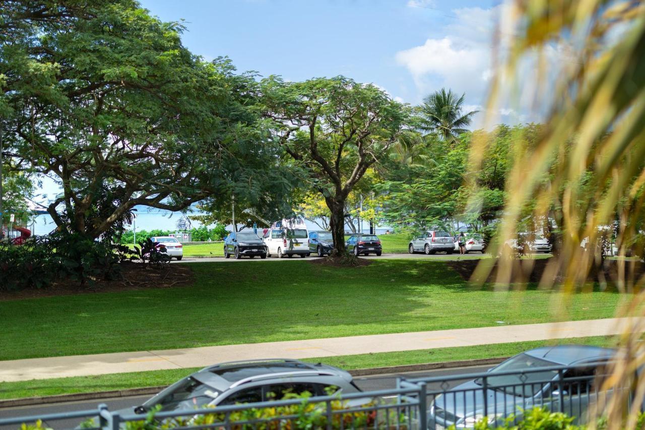 Cairns Esplanade 2Br Waterfront Apartment Sleeps 6 Exterior photo